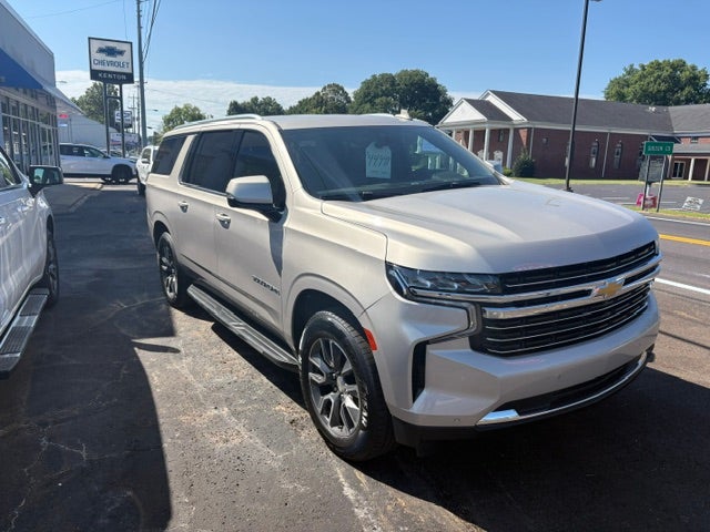 2022 Chevrolet Suburban LT